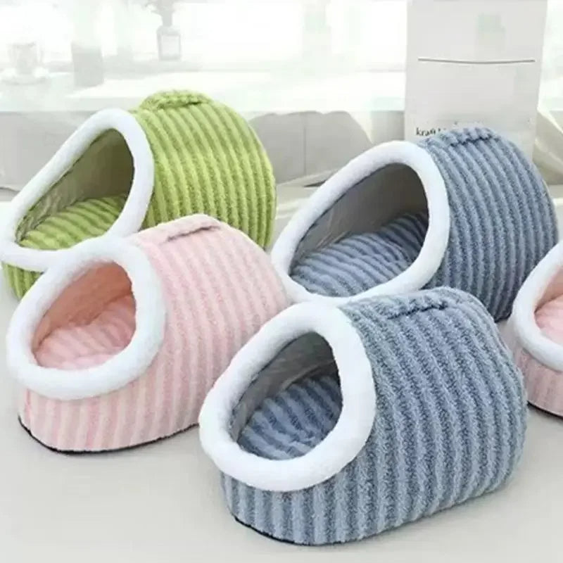 Pat and Pet Emporium | Pet Beds | Pet House Carry Cave Kennel