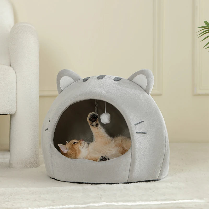 Pat and Pet Emporium | Pet Beds | Cozy Cat Ears Pet Bed
