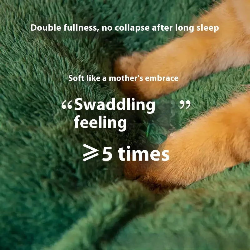 Pat and Pet Emporium | Pet Beds | Christmas Pet House