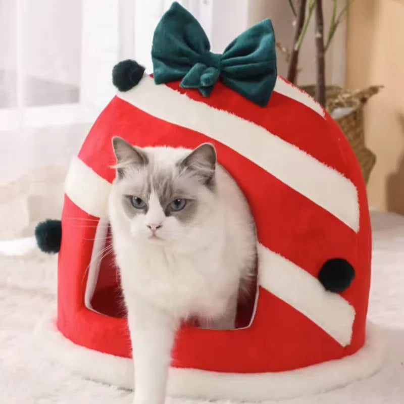 Pat and Pet Emporium | Pet Beds | Christmas Cat Nest