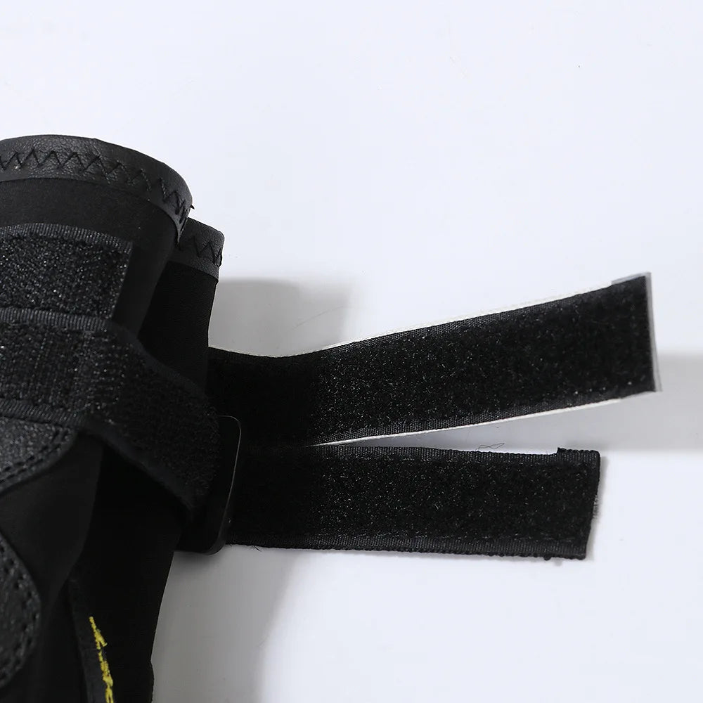 Pat and Pet Emporium | Pet Shoes | Snow Pet Boots 4 Pcs Set