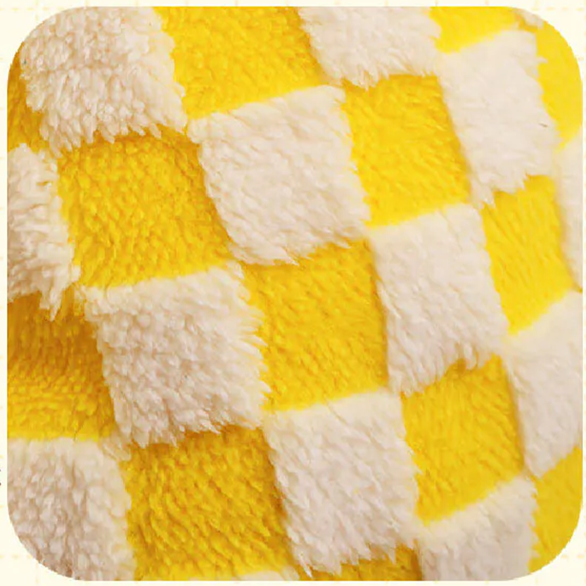Pat and Pet Emporium | Pet Beds | Pineapple Shaped Pet Nest