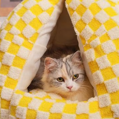 Pat and Pet Emporium | Pet Beds | Pineapple Shaped Pet Nest