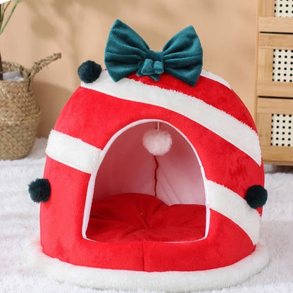 Pat and Pet Emporium | Pet Beds | Christmas Cat Nest